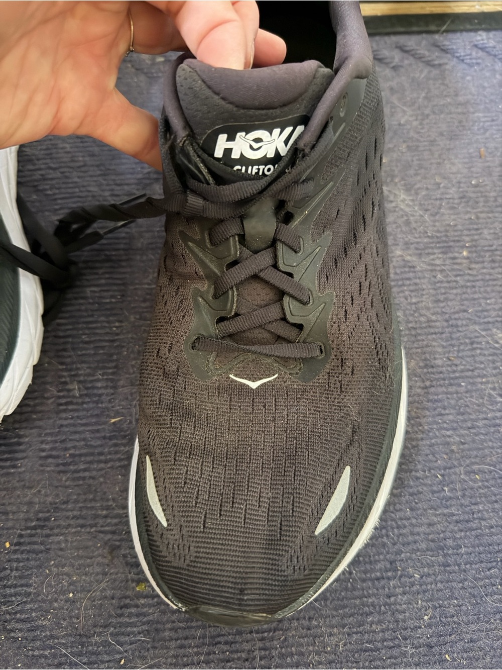 Hoka Clifton 8 Black and White Running Sneakers size 10.5b (narrow) - Picture 9 of 13